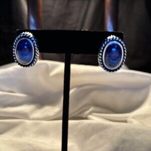 Vintage Cobalt Blue Glass Clip-On Earrings  Silver Tone Rope Frame Low Shipping